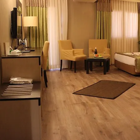 מלון Comfort Boutique איזמיר