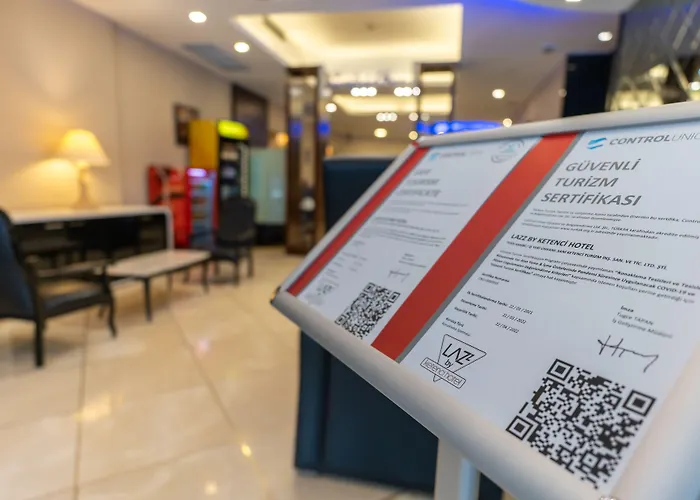 מלון Comfort Boutique 3*