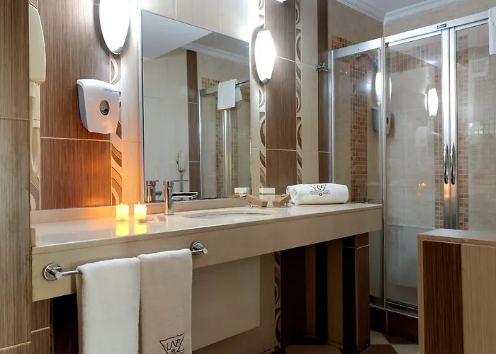 Comfort Boutique מלון 3*